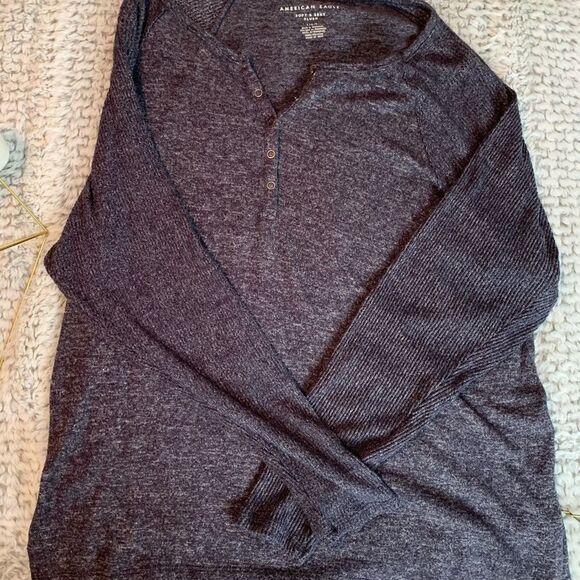 American Eagle Shirt - Picture 2 of 4